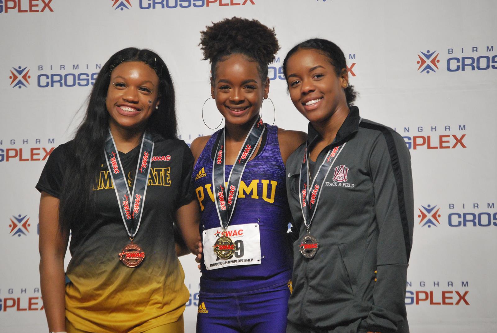 Loney grabs silver medal, women's track and field finishes 7th at SWAC