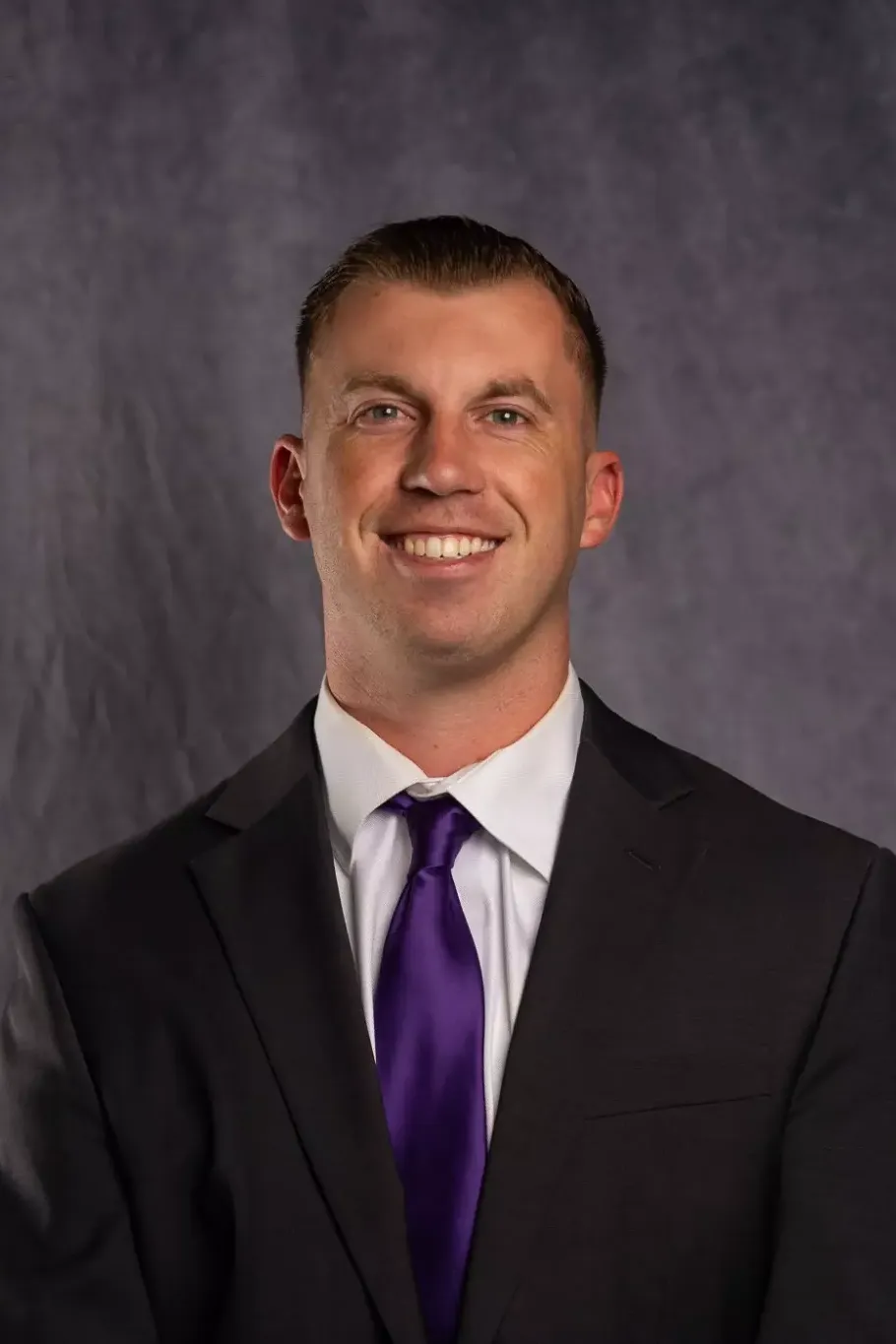 Nicholas Dill 2024 headshot
