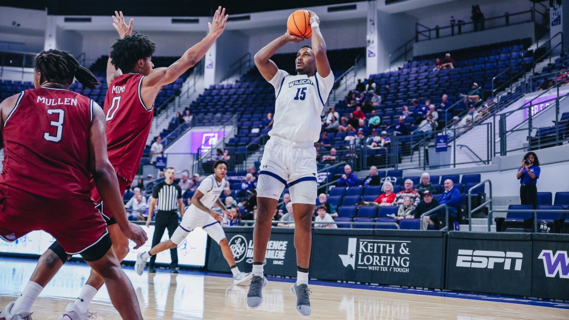 Bradyn Hubbard shoots a fadeaway jumper vs. New Mexico State on December 6, 2025