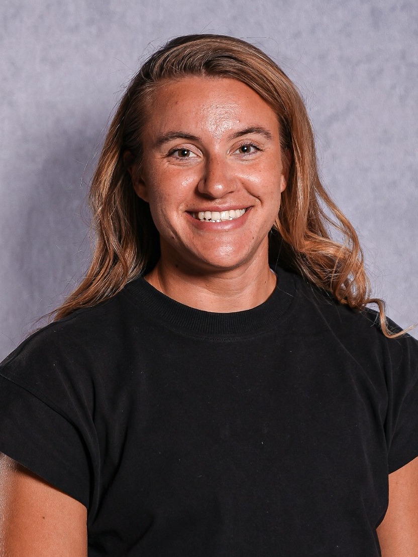 Grace Wormek Headshot 2025-26