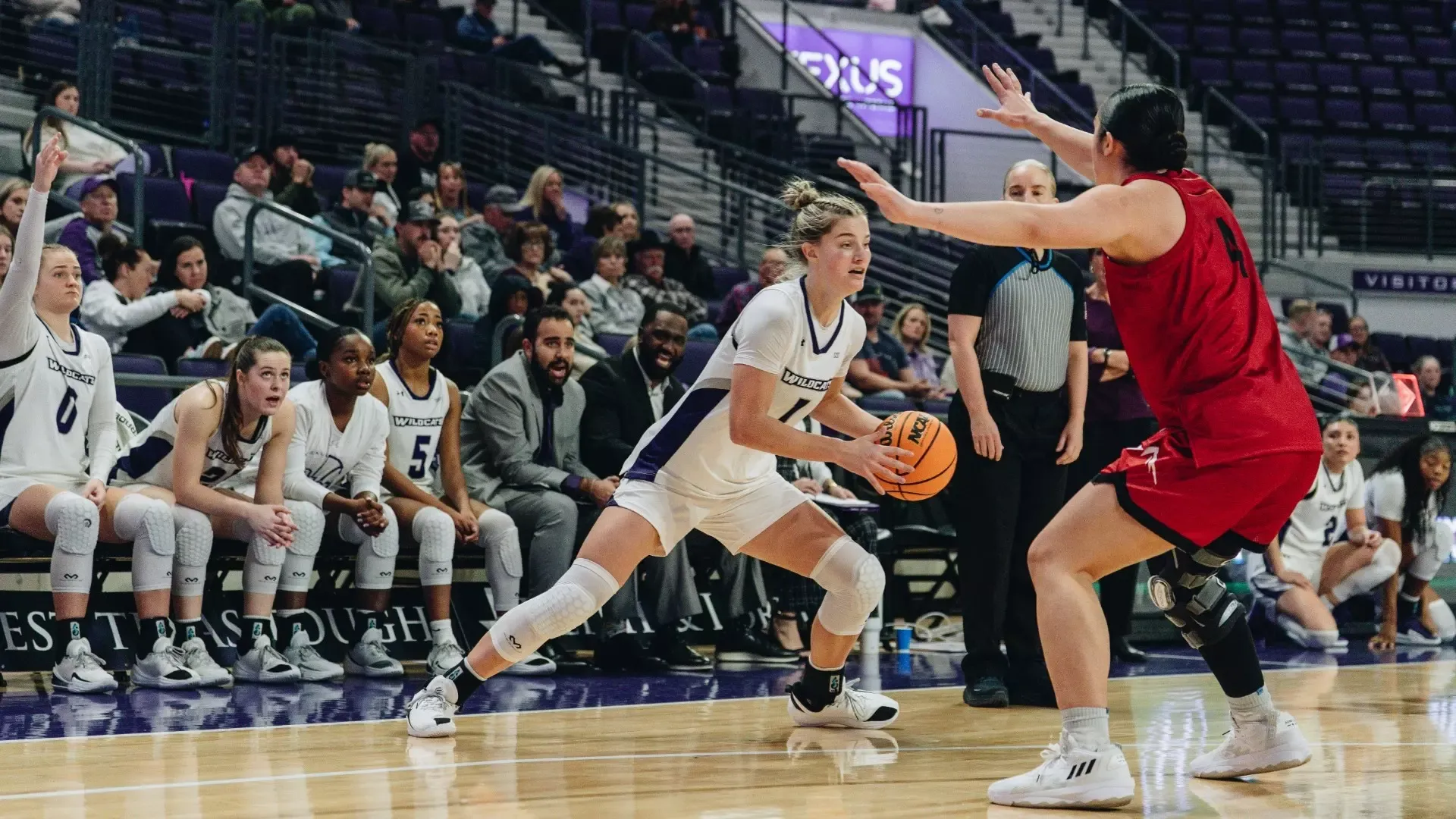 Emma Daugherty works around a defender in ACU's 82-54 win over Southern Utah at Moody Coliseum on Jan. 17, 2026.