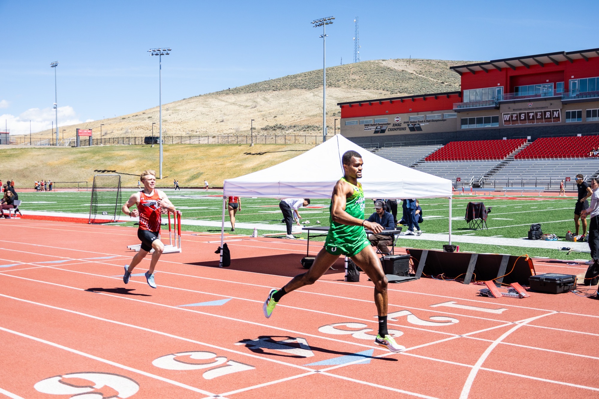 El-Mir Reale wins 400m