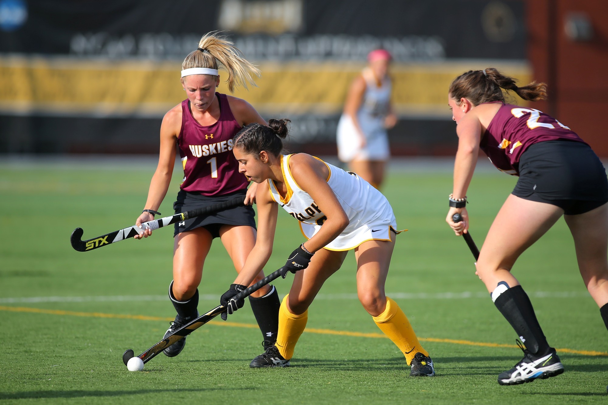 Justine DeLuca Field Hockey Adelphi University Athletics