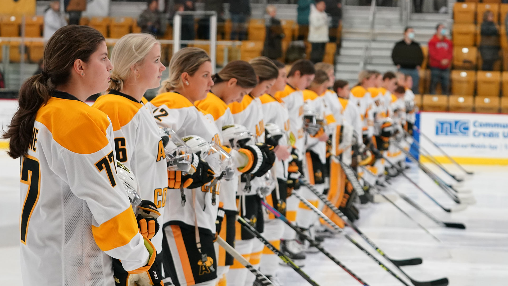 Women's Hockey Defeated by Aurora; Eliminated from Slaats Cup Playoffs