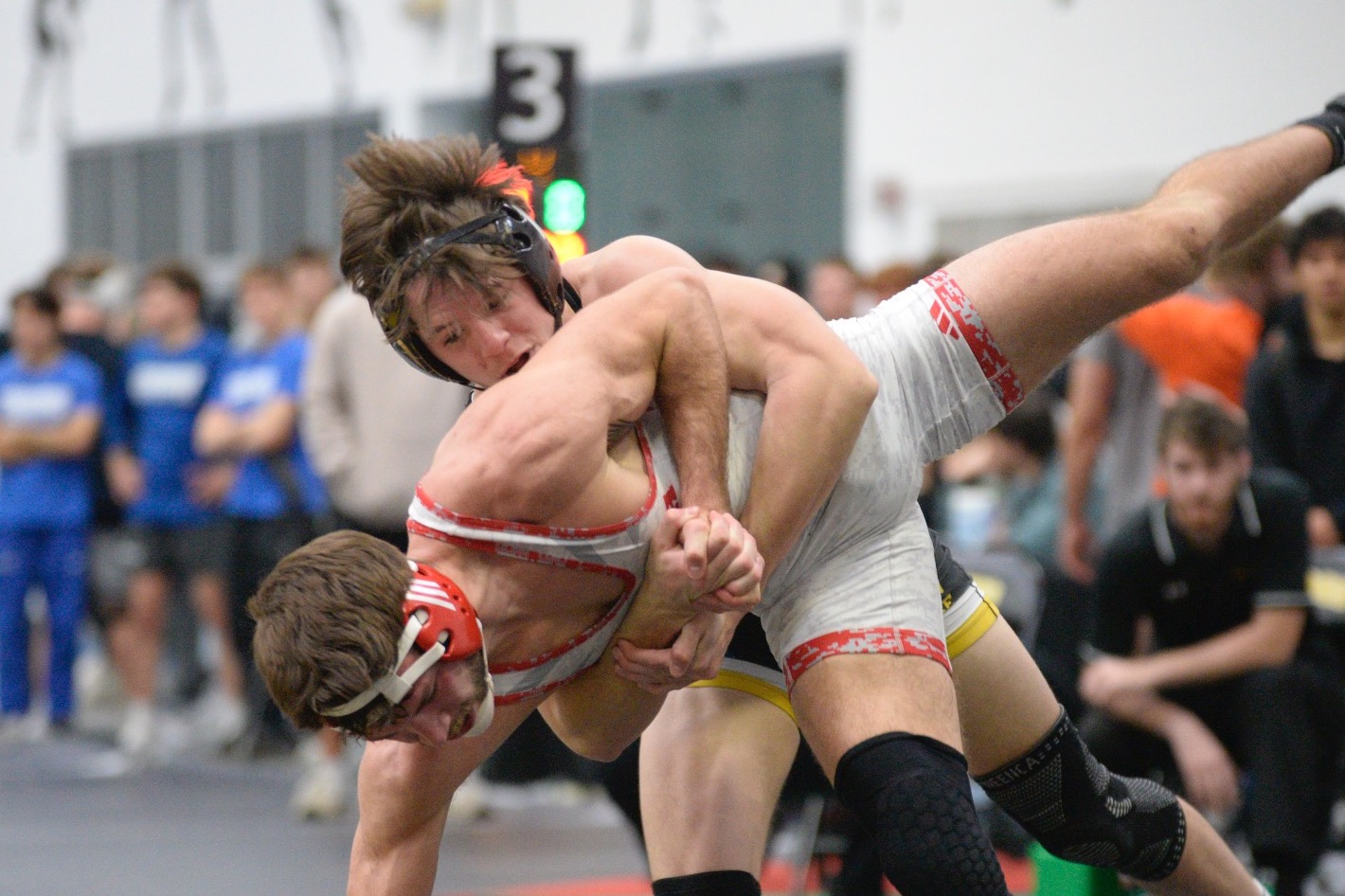 MWrestle recap Berg holiday dual