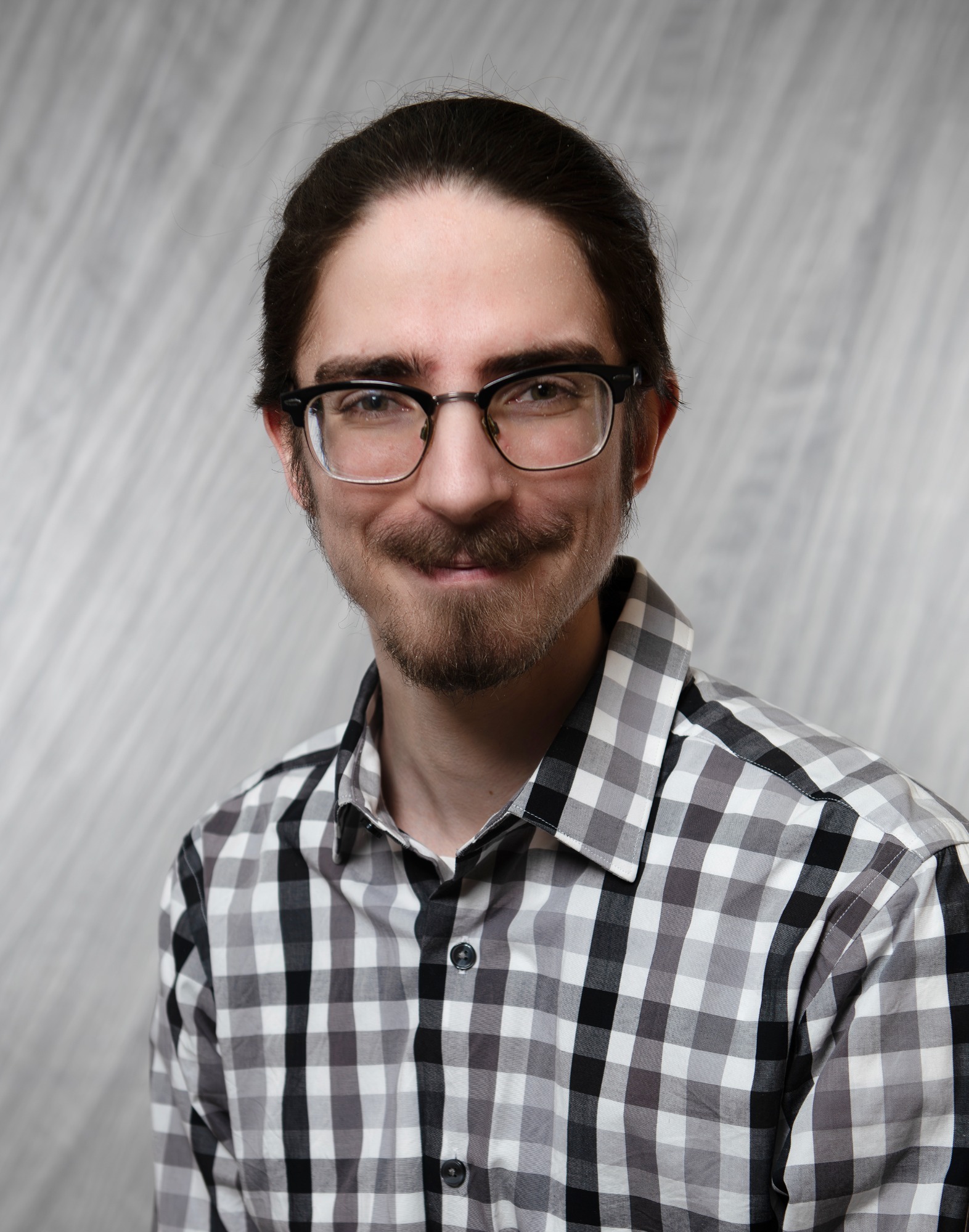 Elliot Discher