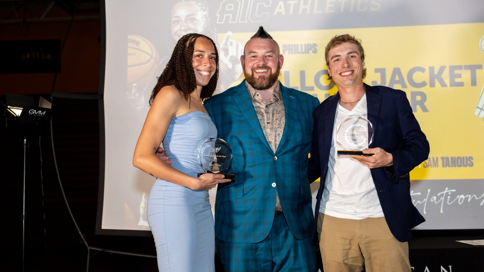 Rob Kearney with Yellow Jackets of the Year Ahliya Phillips and Sam Tanous