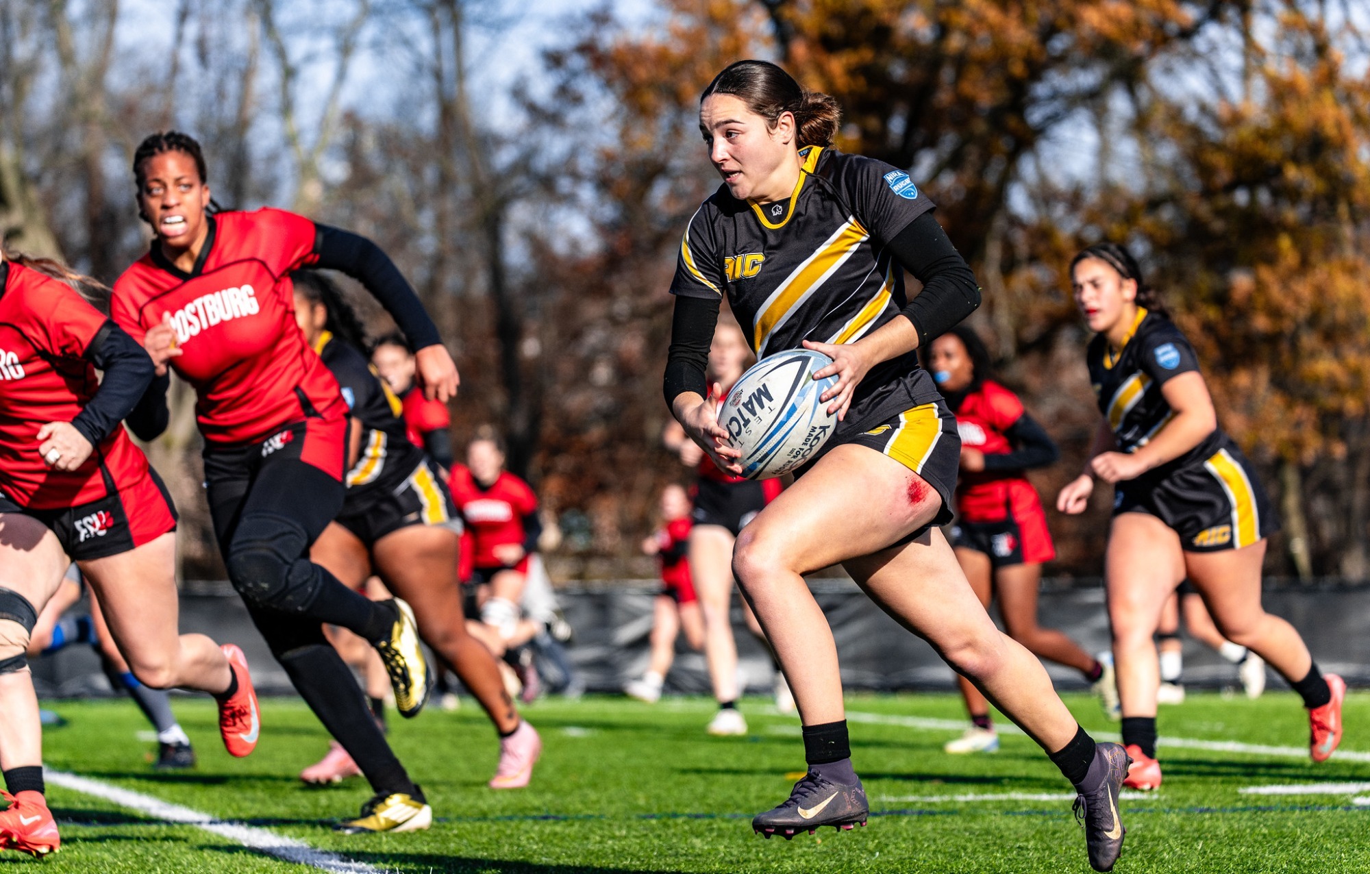 Morgan Schechter runs with the ball in the NIRA DII Semifinal against Frostburg
