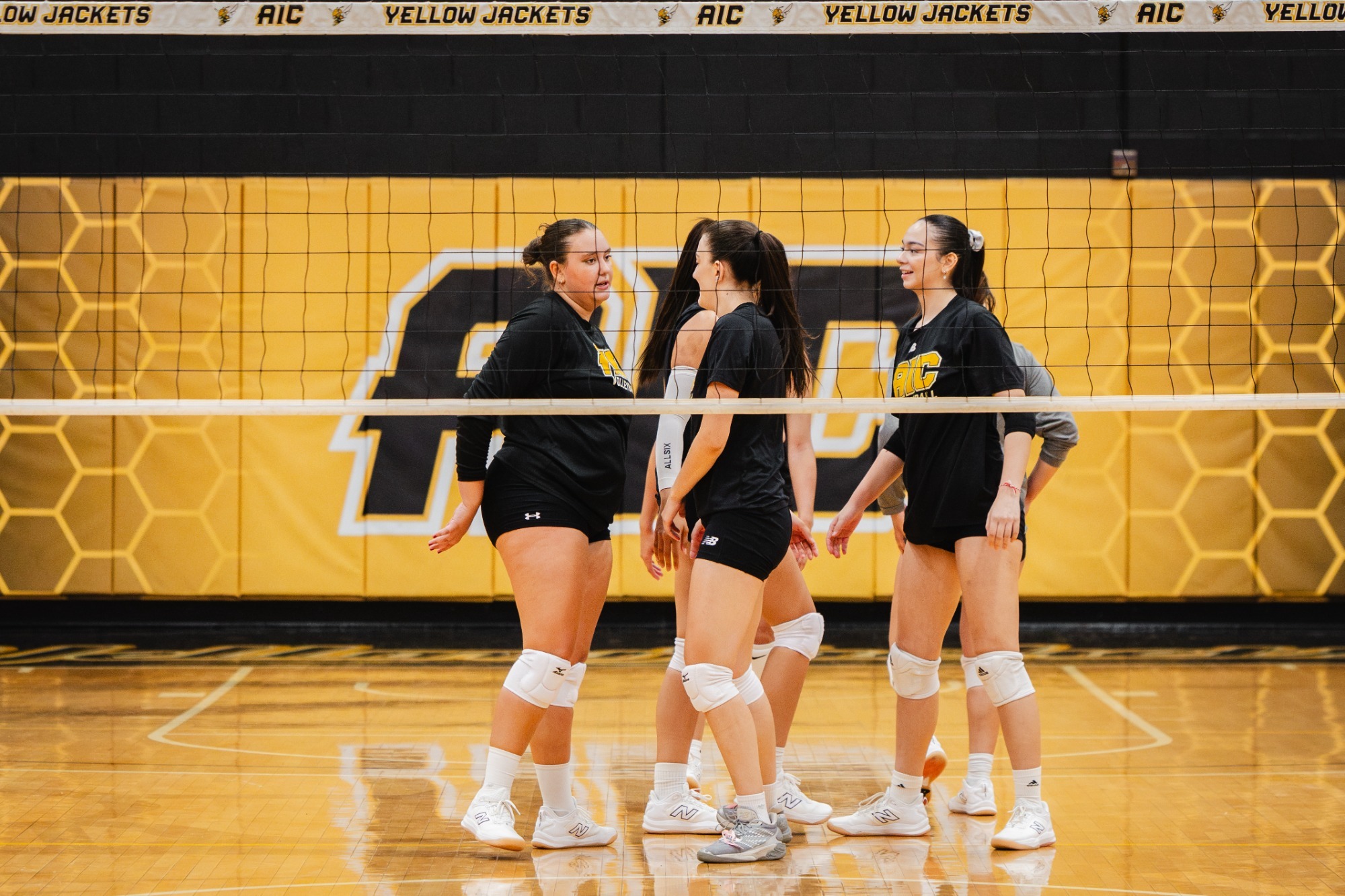 Women's Volleyball netfront conversation