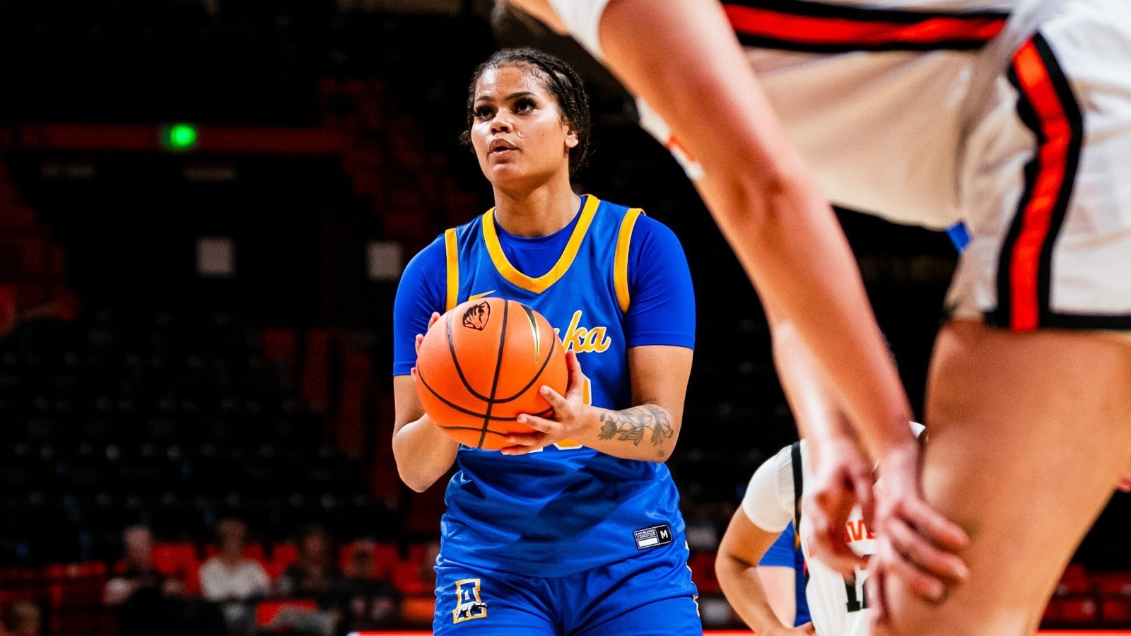 Ashlyn Waggoner shoots a free throw vs. Oregon State, 2025-26