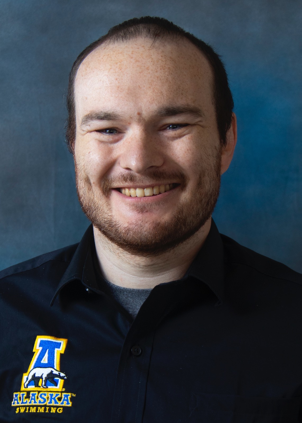 Logan Indest, Swim, Headshot, 2025-26
