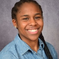 Sanaa Redmond Headshot 