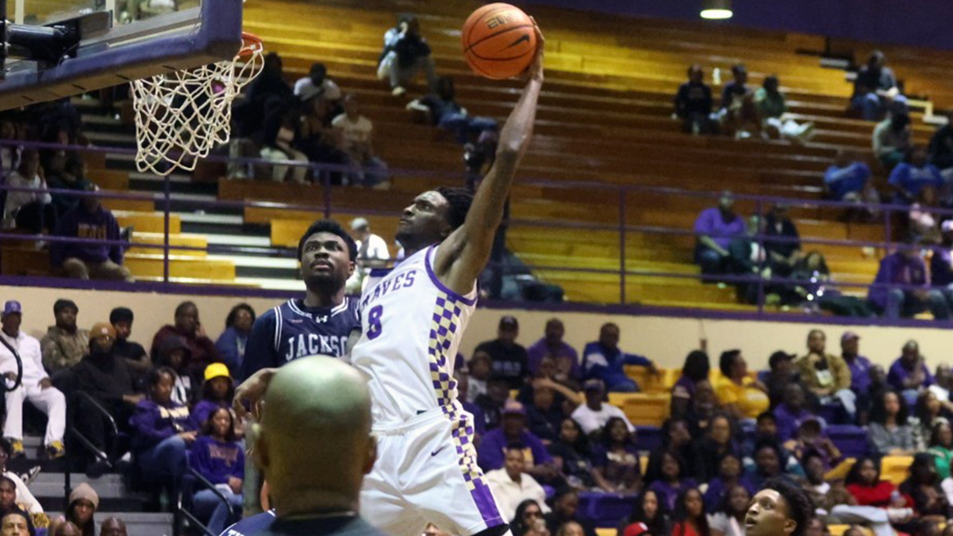 Tycen McDaniels Dunk vs. JSU 2026
