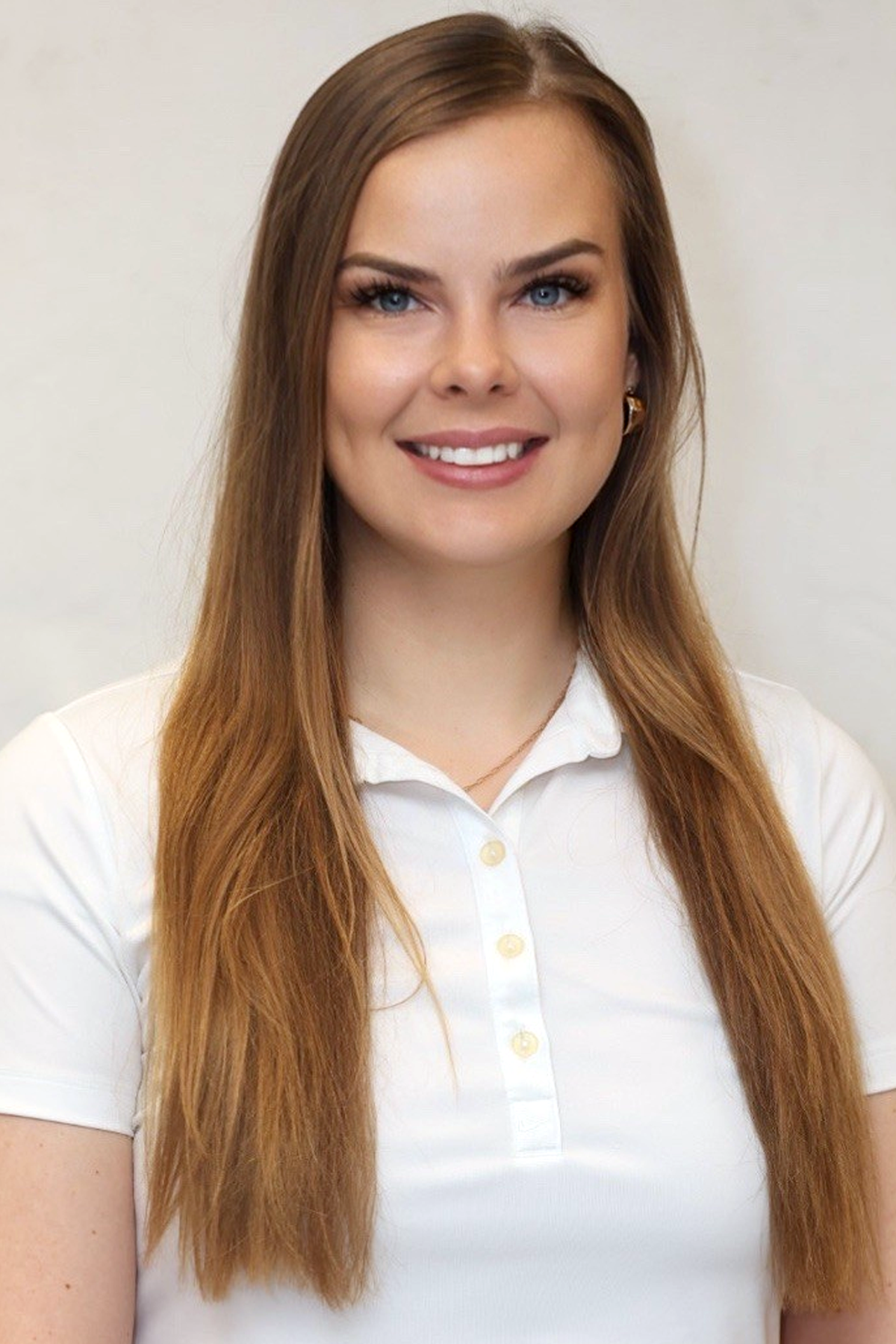 Kersten Vanem-Walker Headshot 2025-26