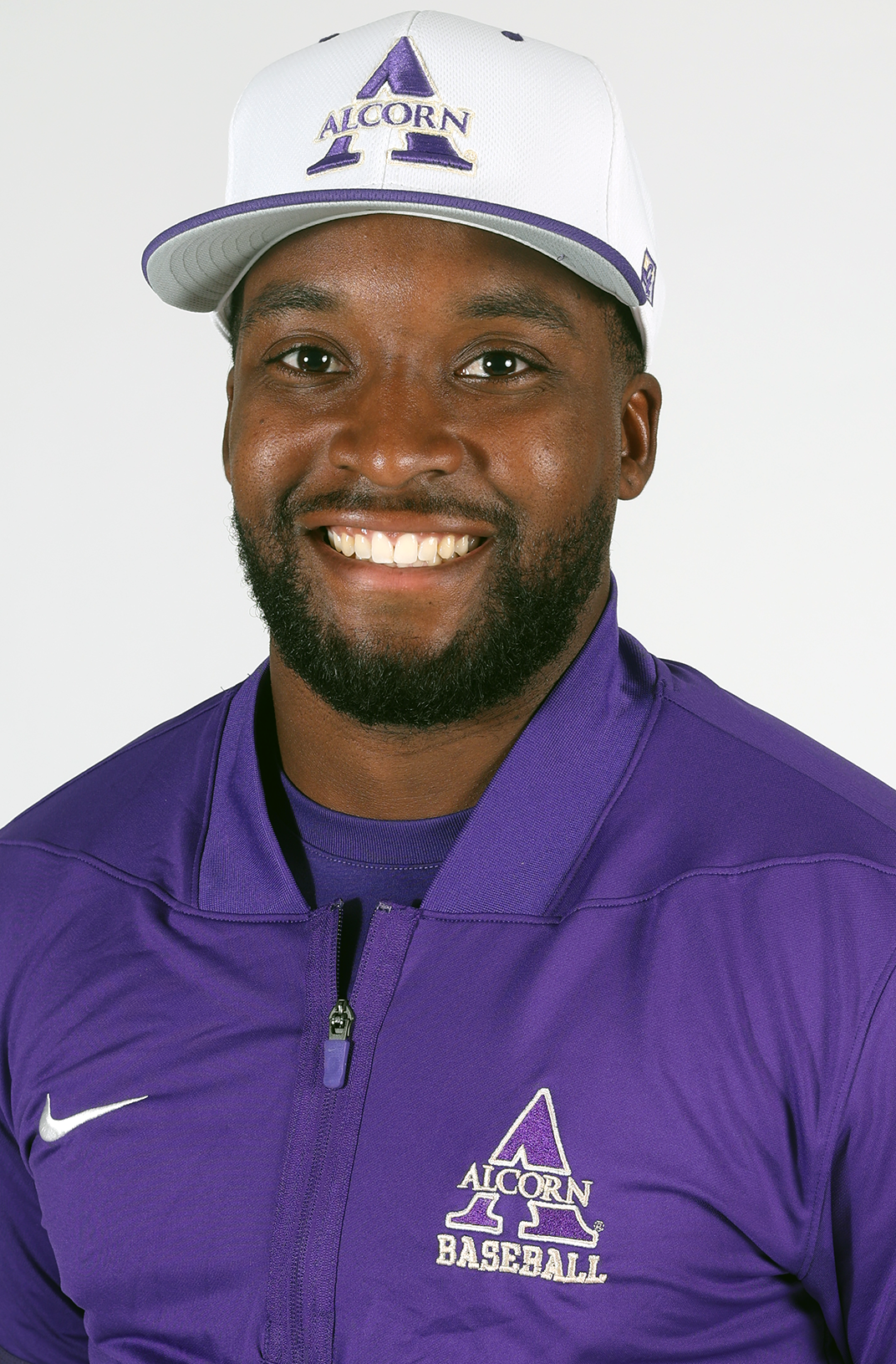 Miron Miller Headshot 2026