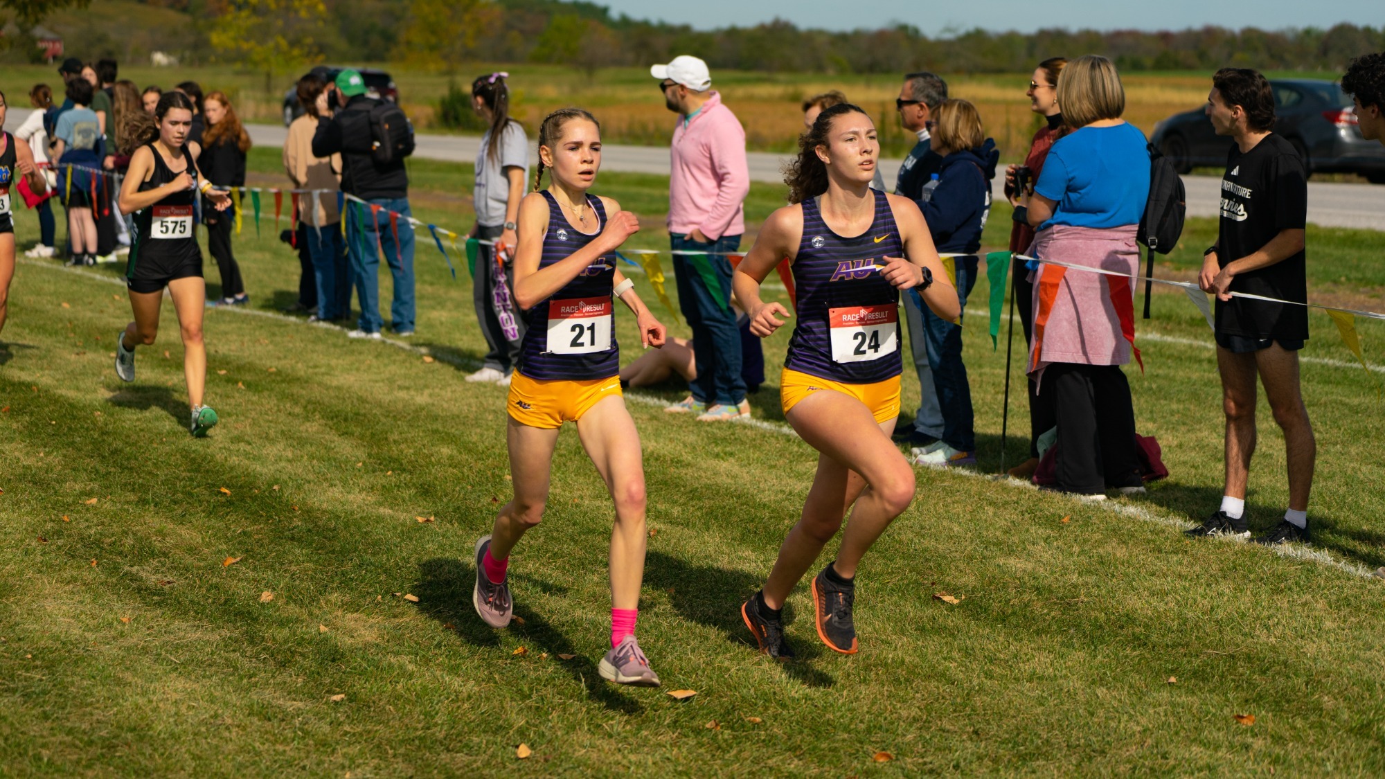 Vladyslava Makarenko & Sydney Ribble