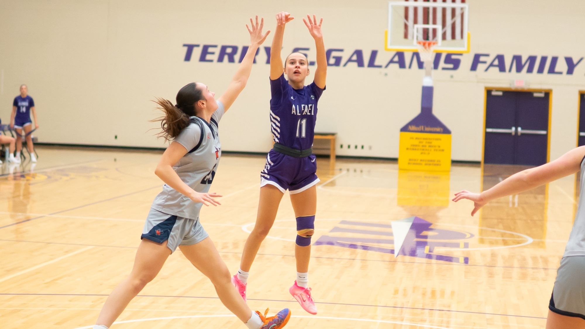 Jaidyn Chest vs. Utica