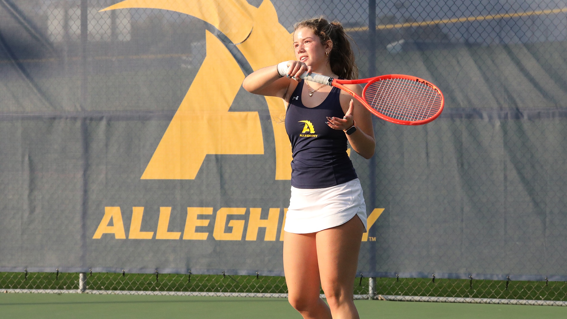 Allegheny College women’s tennis vs. Thiel, Oct. 1, 2026. Photo by Ed Mailliard.