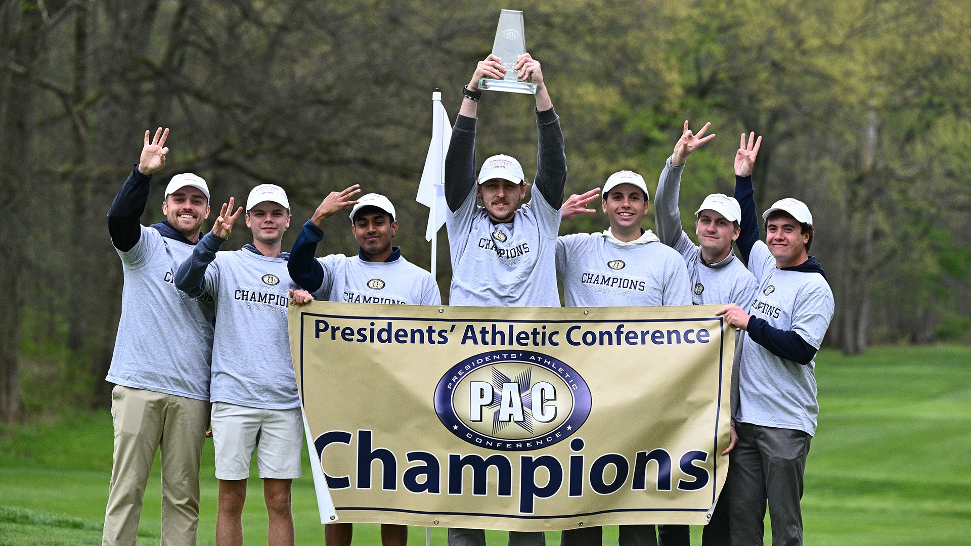 2025-26 PAC Men's Golf Championship team photo, April 25, 2026. Photo by Robert Hayes.