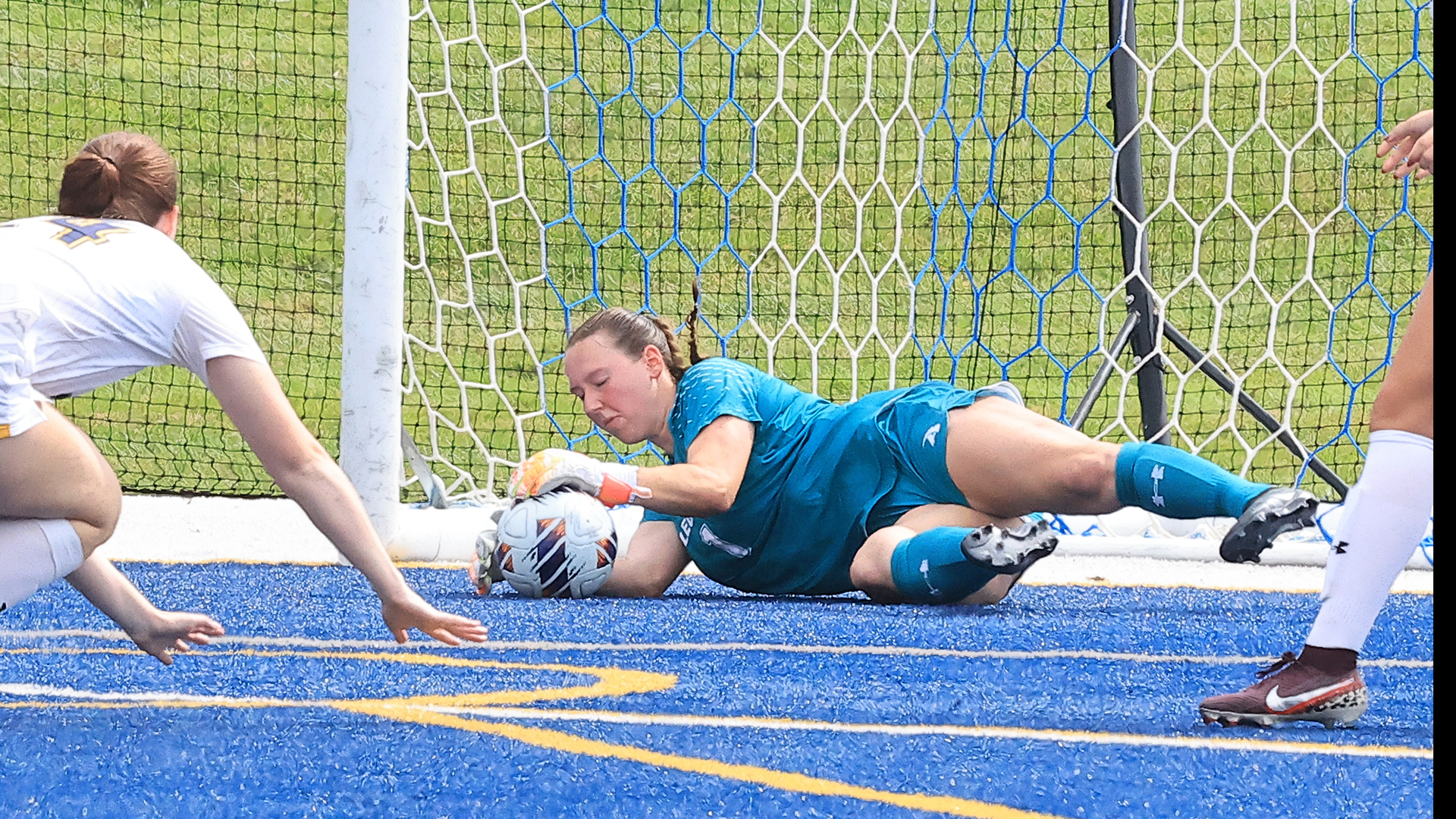 Allegheny College women’s soccer vs. St. John Fisher, 9–12-26. Photo by Ed Mailliard.