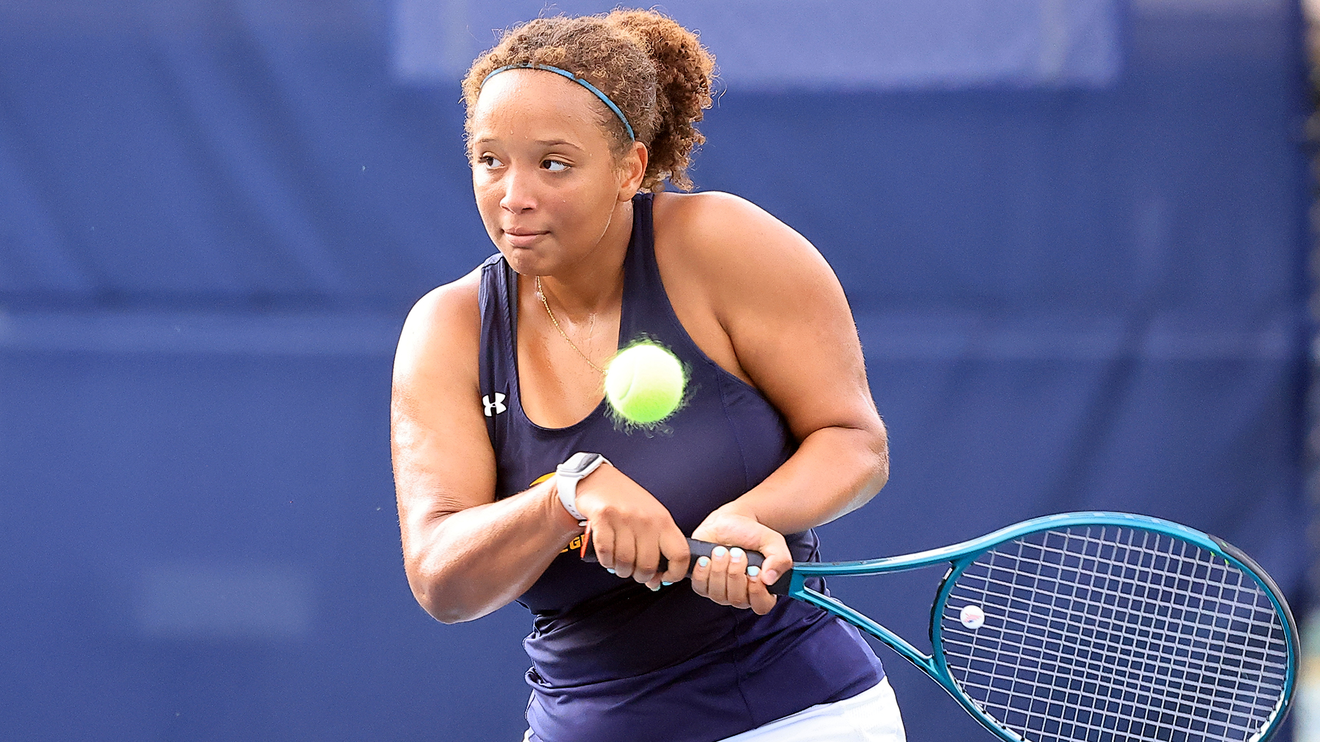 Allegheny College women’s tennis vs. Geneva, Sept. 16, 2026. Photo by Ed Mailliard.