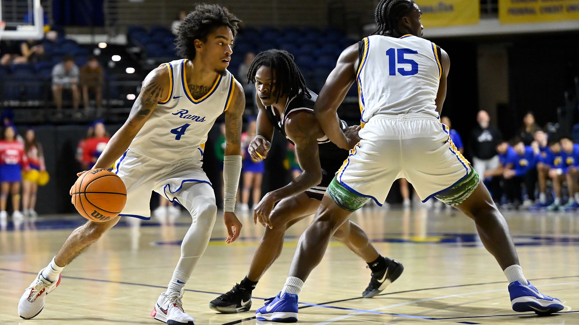 Kailon Nicholls dribbles around a screen vs. TAMIU
