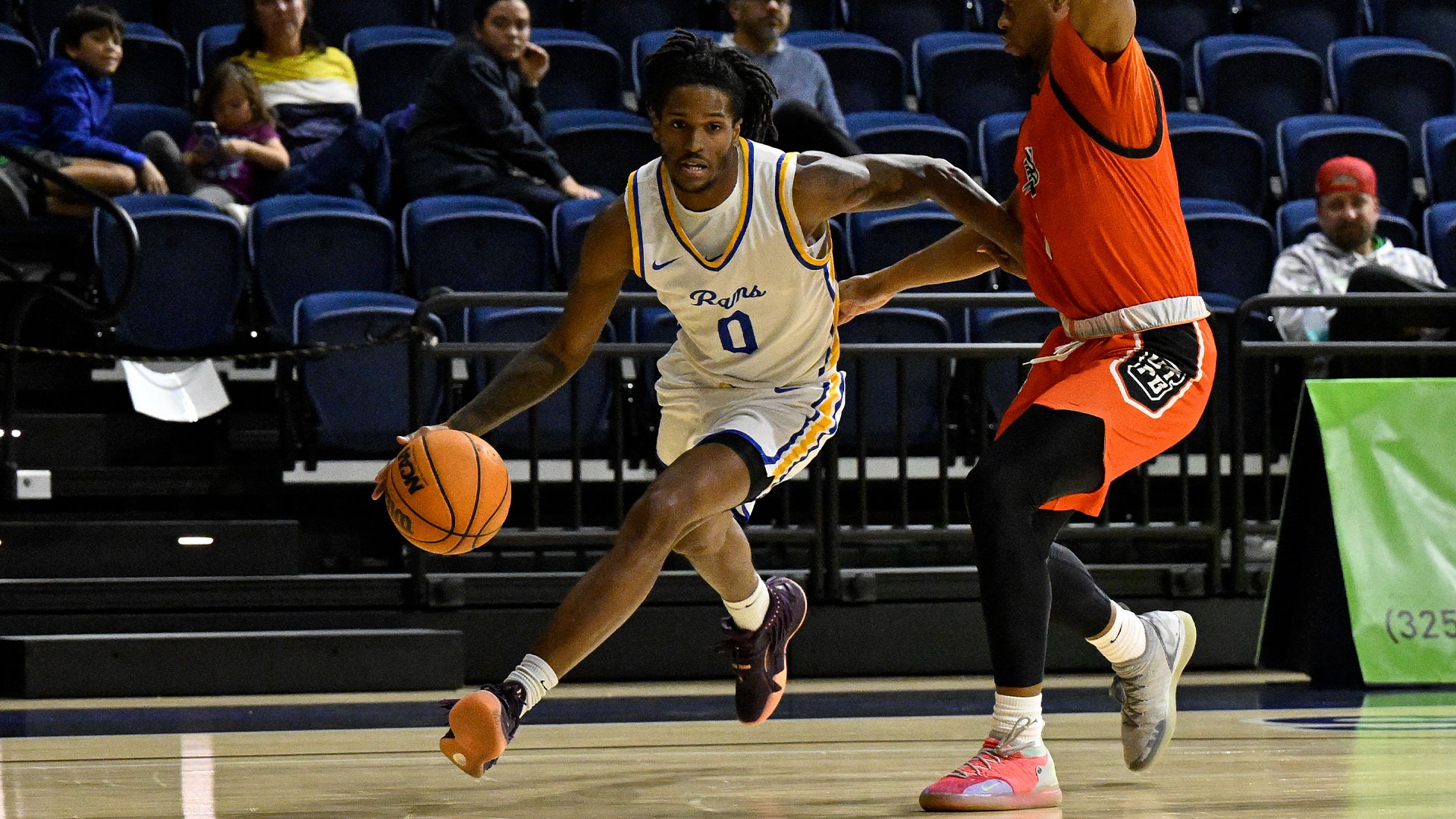Jesaiah McWright dribbles the ball vs. UT Permian Basin