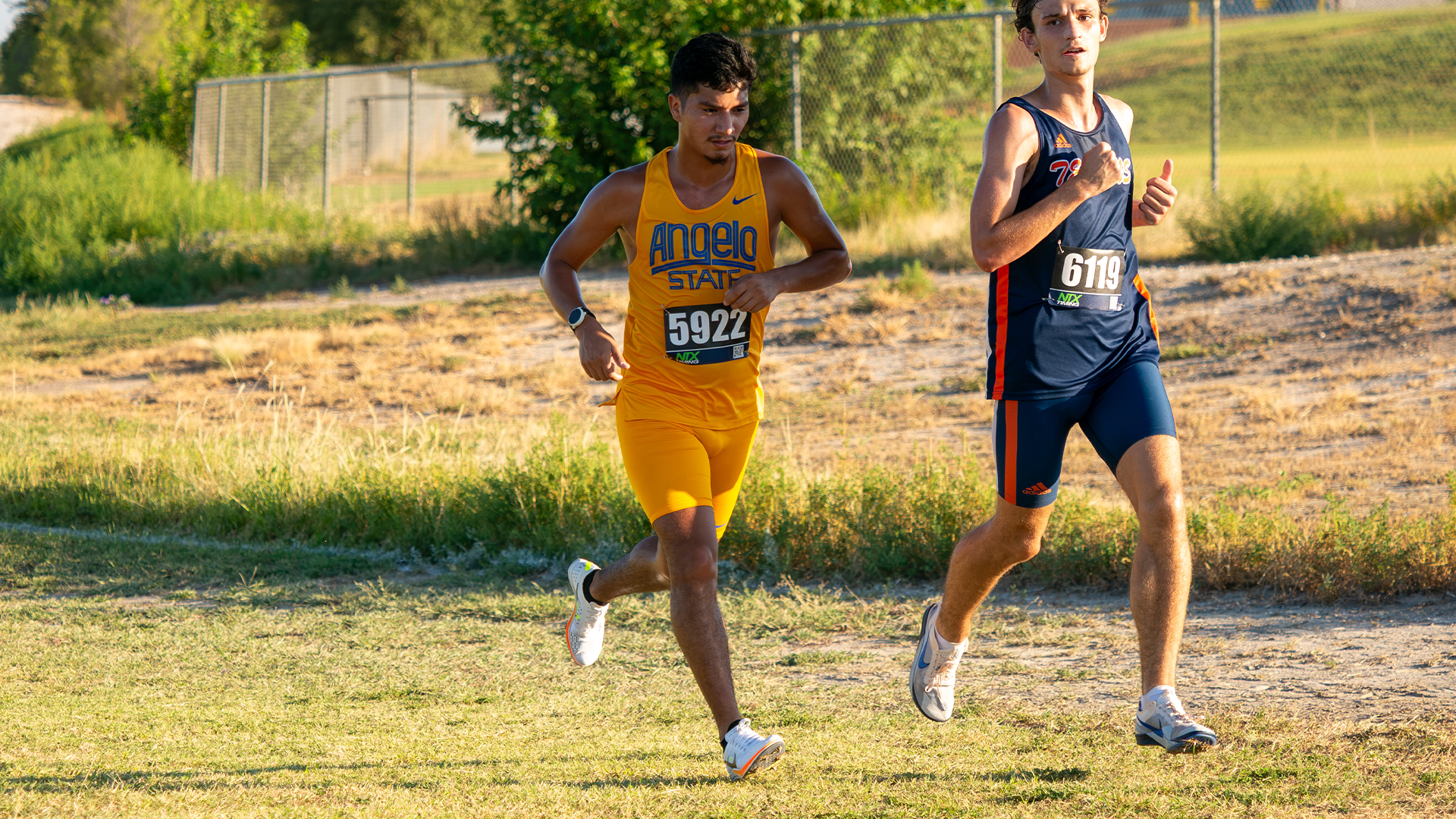 Javion Zavala running