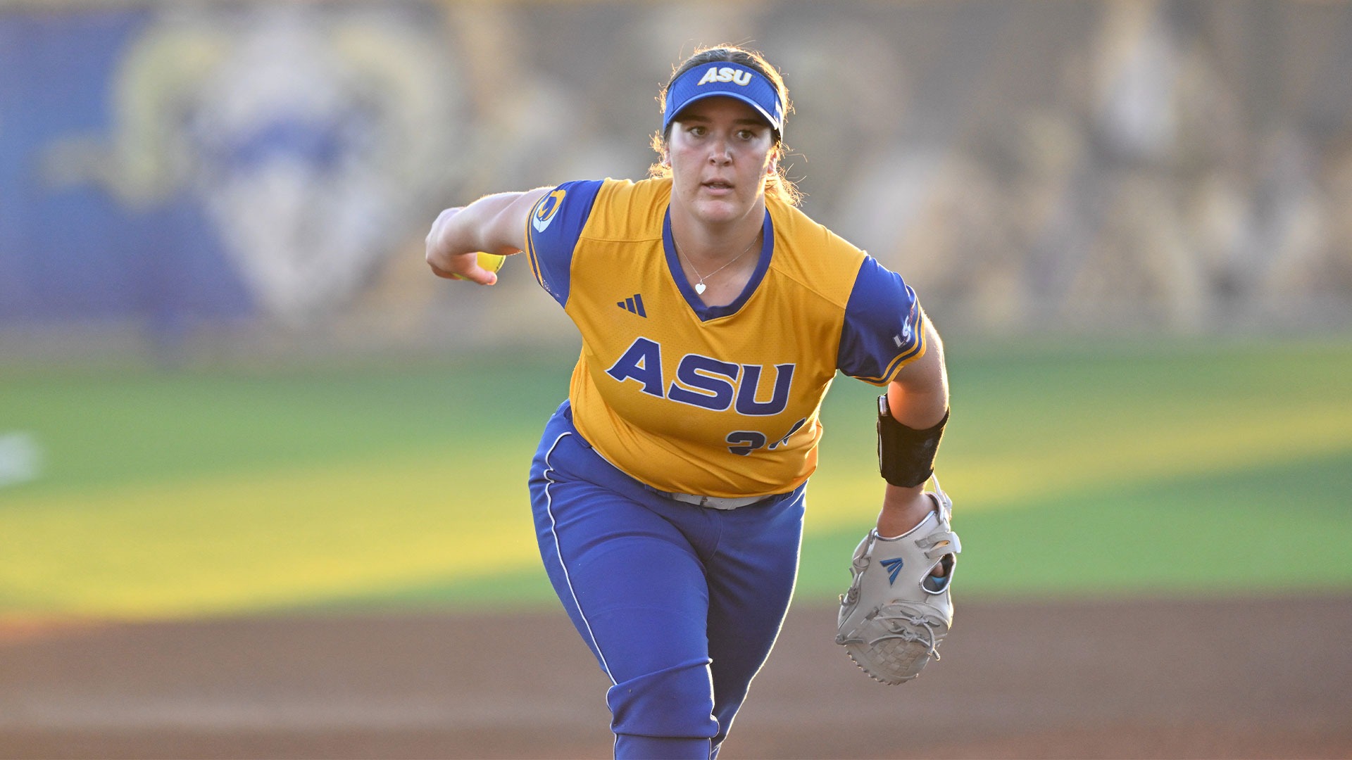 Ashleigh Dendas vs. OUA