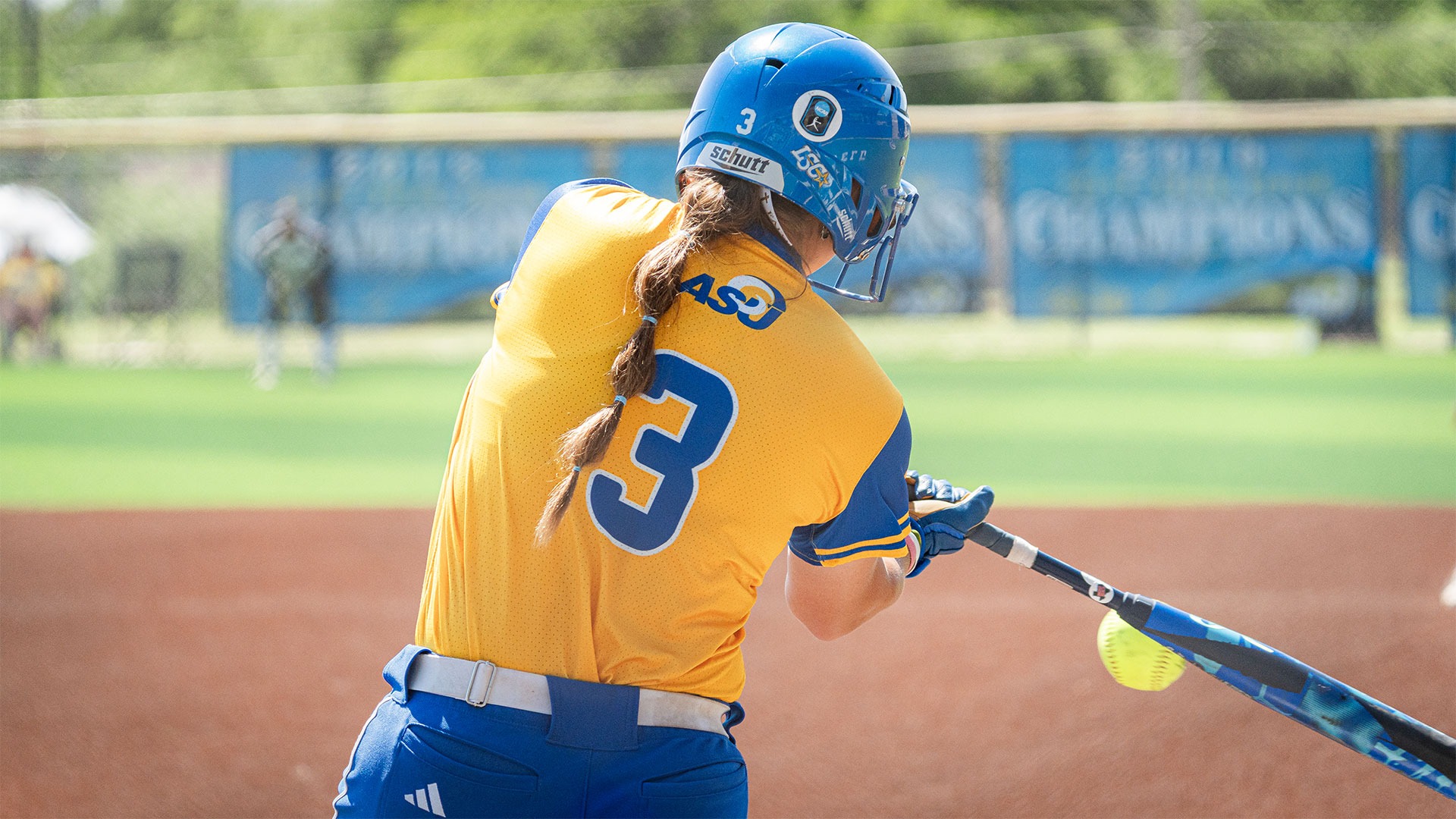 Abby Brand vs. Sul Ross