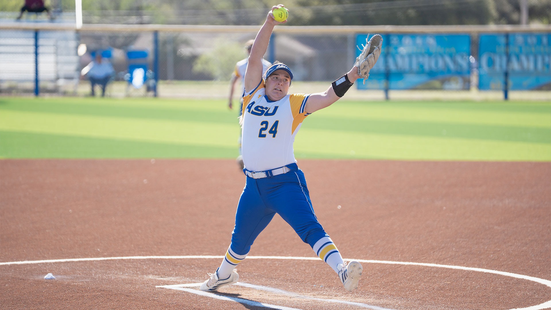 Ashleigh Dendas vs. UT Dallas