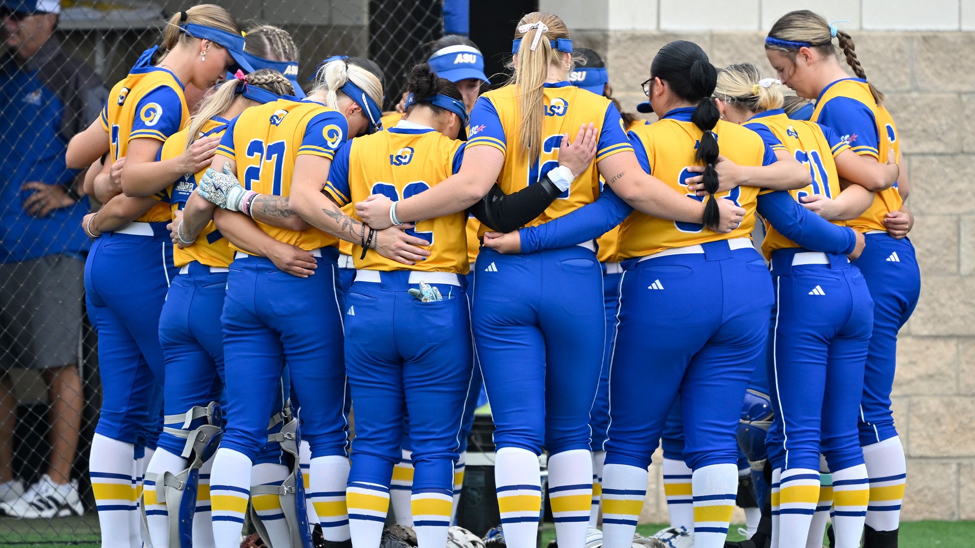 Team Huddle - TAMUK