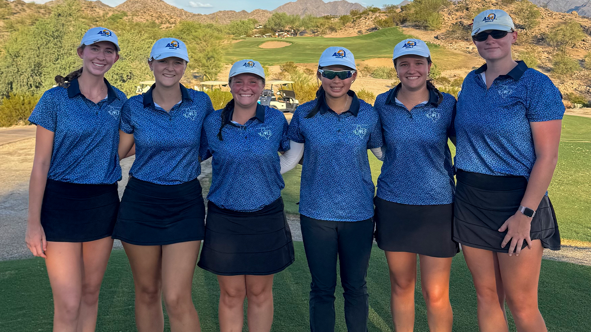 Women's Golf Group Picture