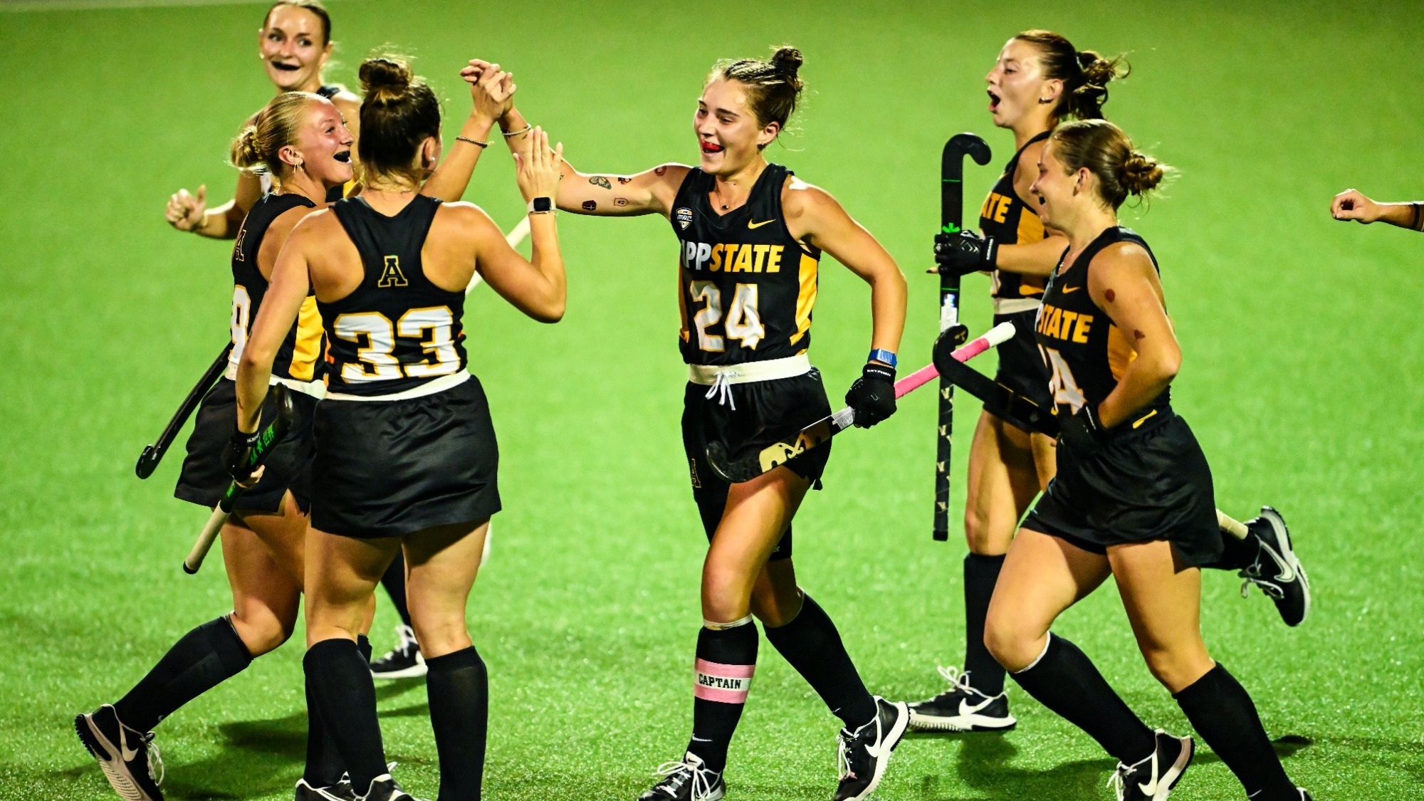Sophia Baxter goal celebration