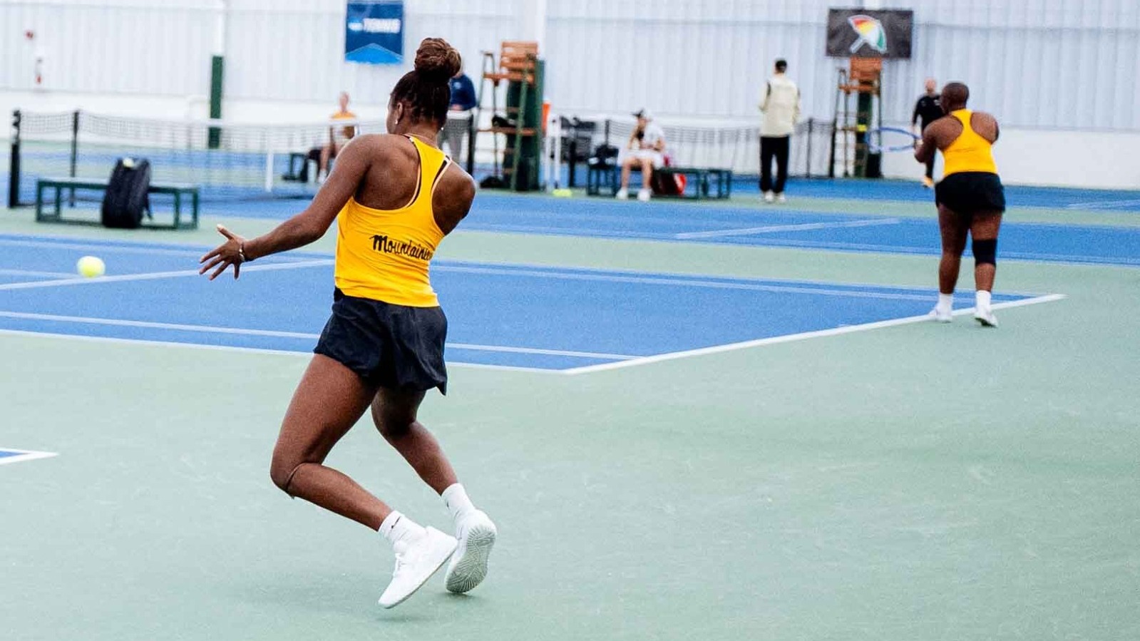 Savannah Dada-Mascoll,  Naledi Manyube