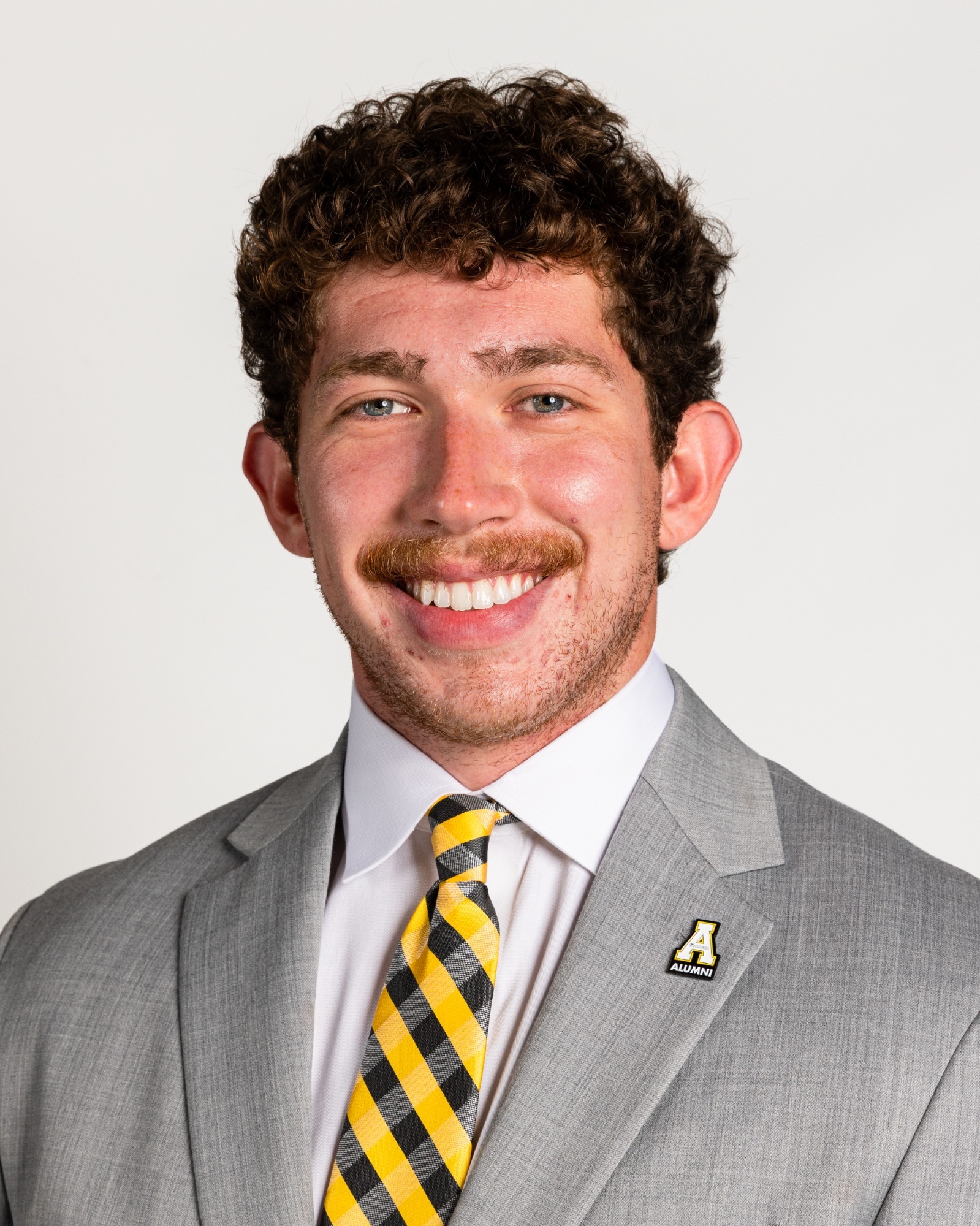 Alex Garcia Headshot