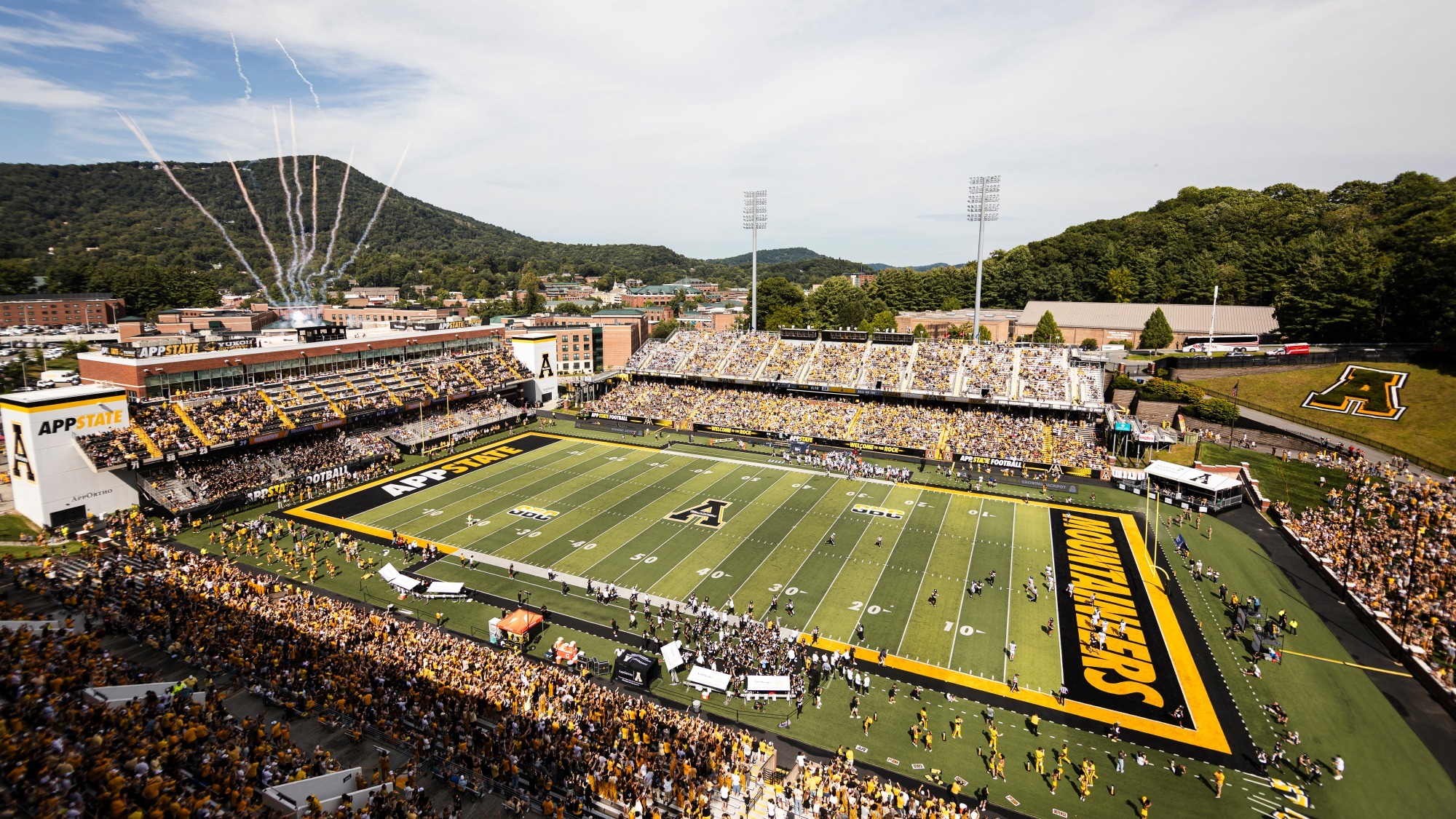 KBS Kidd Brewer Stadium crowd atmosophere