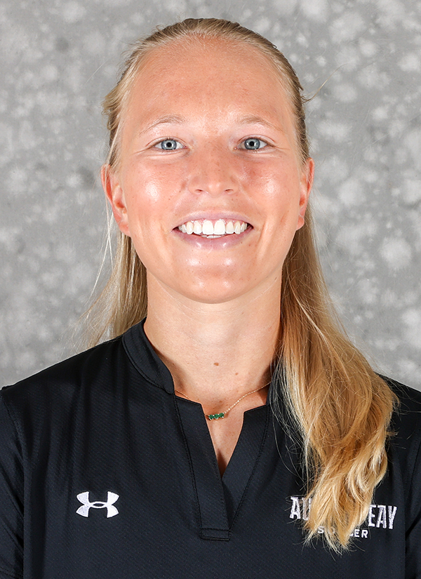 Emma Kershner Headshot 2022