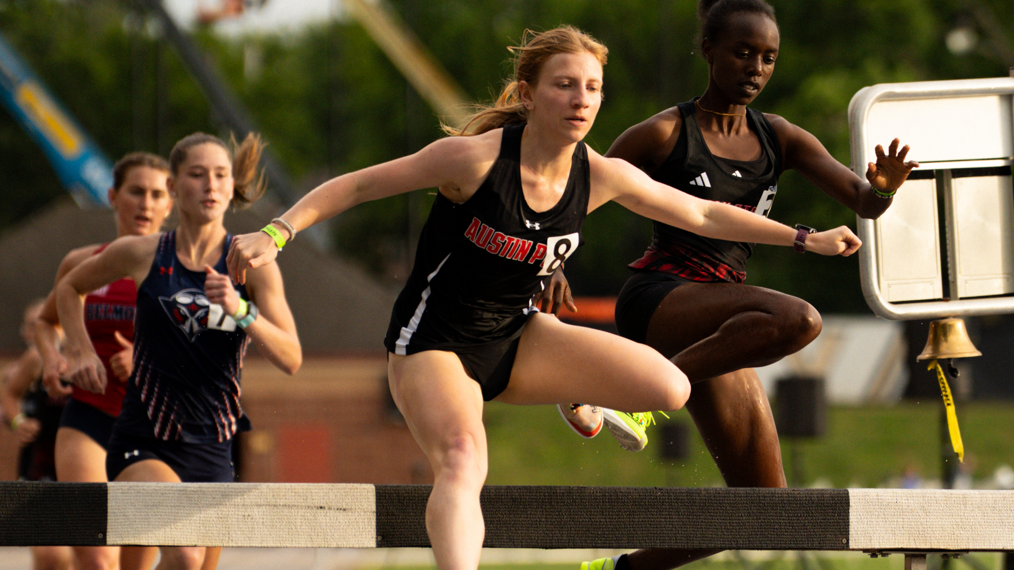 Shaye Foster Program Record 3K Steeple at Outdoor Music City Challenge