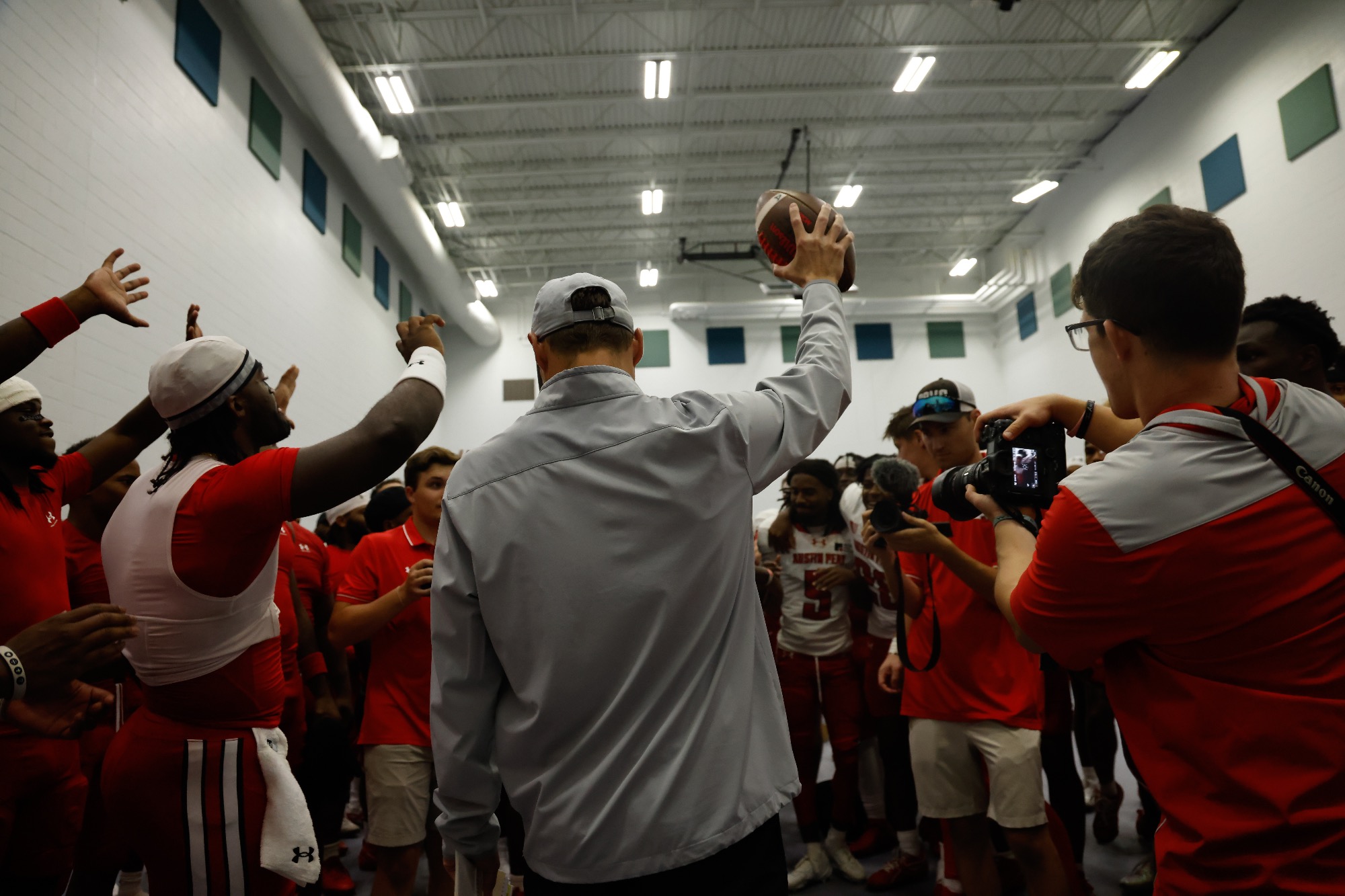 Govs take down West Florida for the largest ranked road win in program history. 