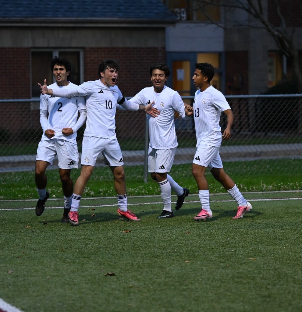 Saints M Soccer bounce back with 3-1 over LTU