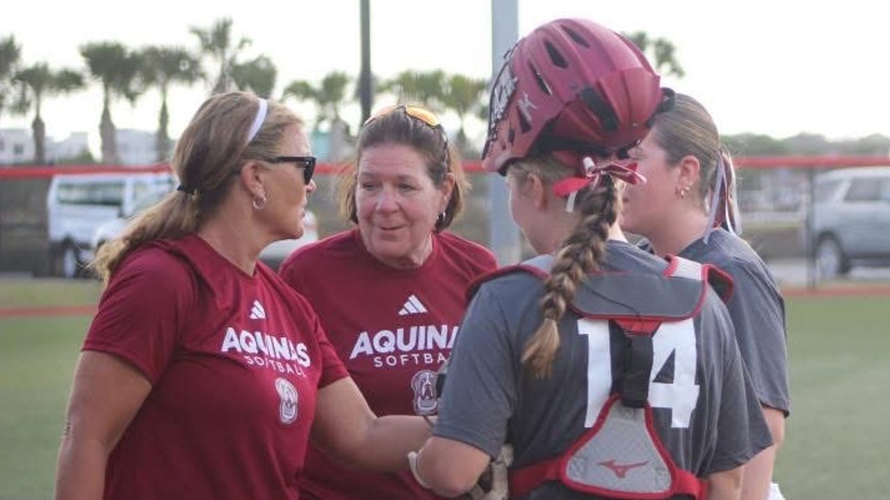 Saints Softball Split in Florida