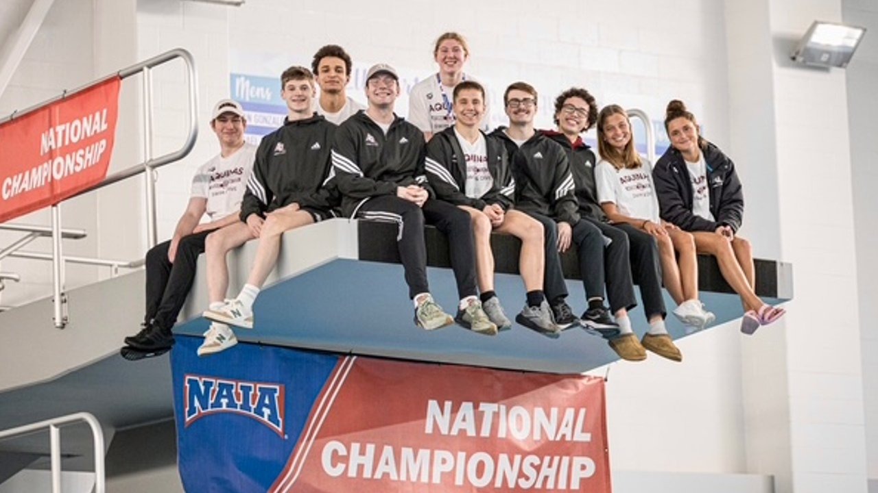 Saints Swim & Dive make splash at Nationals