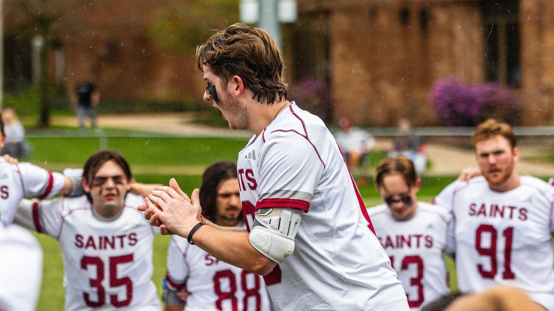 M Lax downs Taylor 21-11