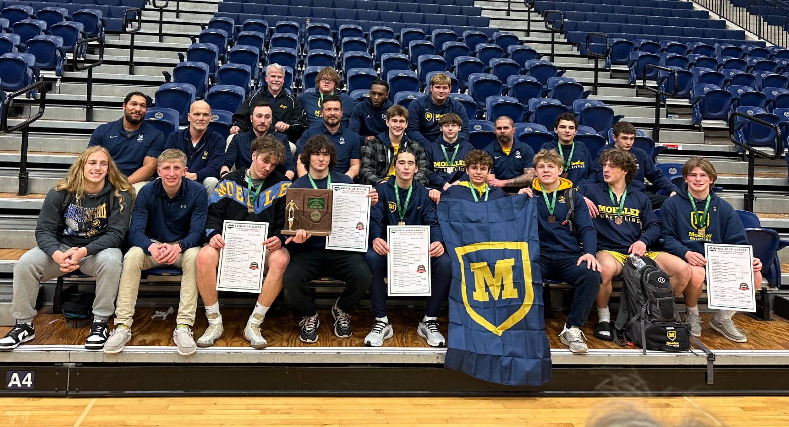 district team photo wrestling 2025 