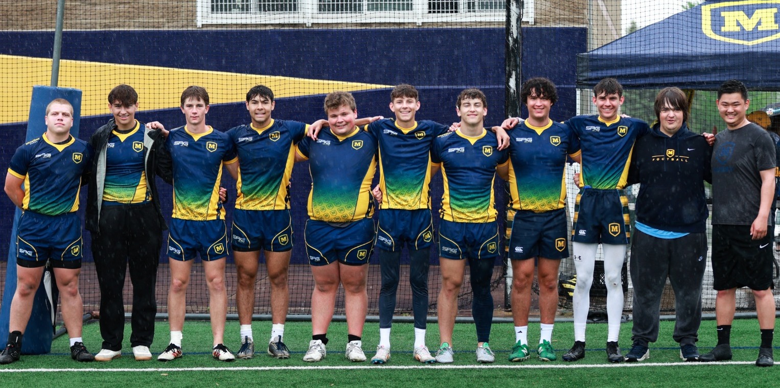 Senior Day group shot 