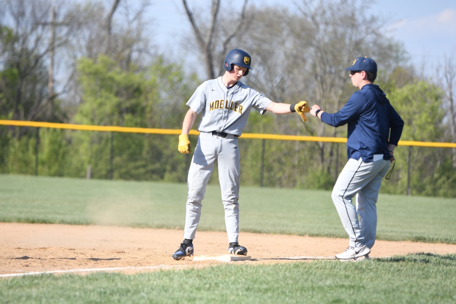 frosh baseball action at la salle 