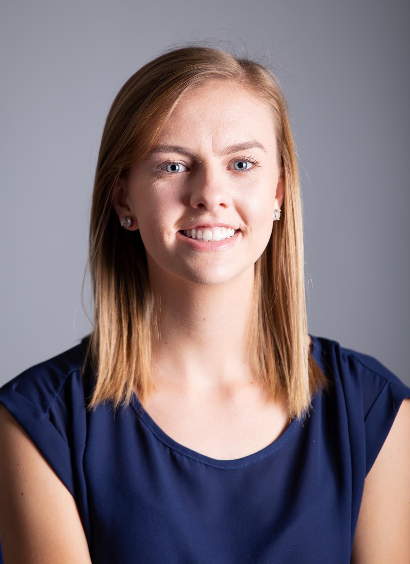 Tara Barrett Headshot