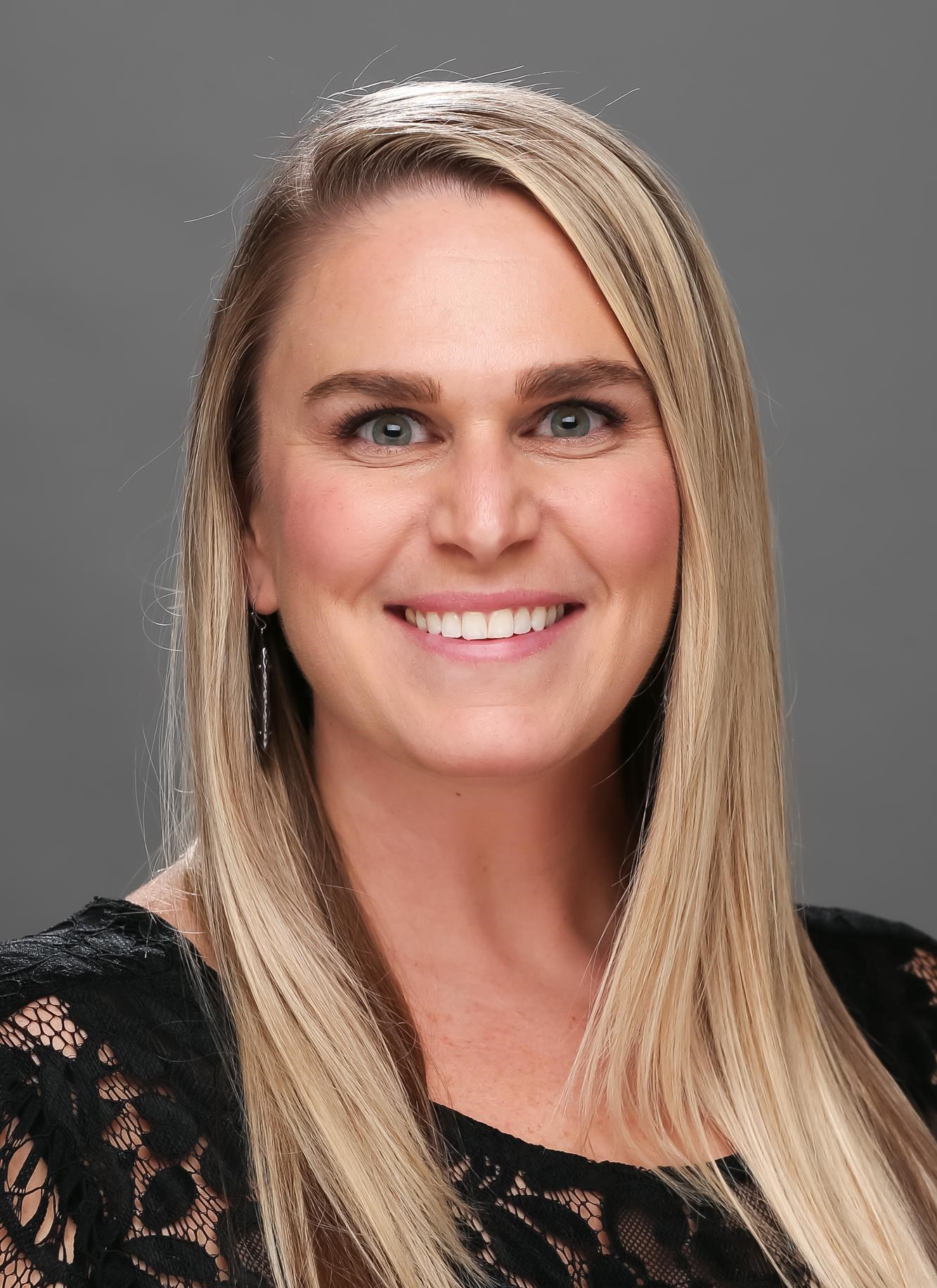 Jessika Carrington Headshot