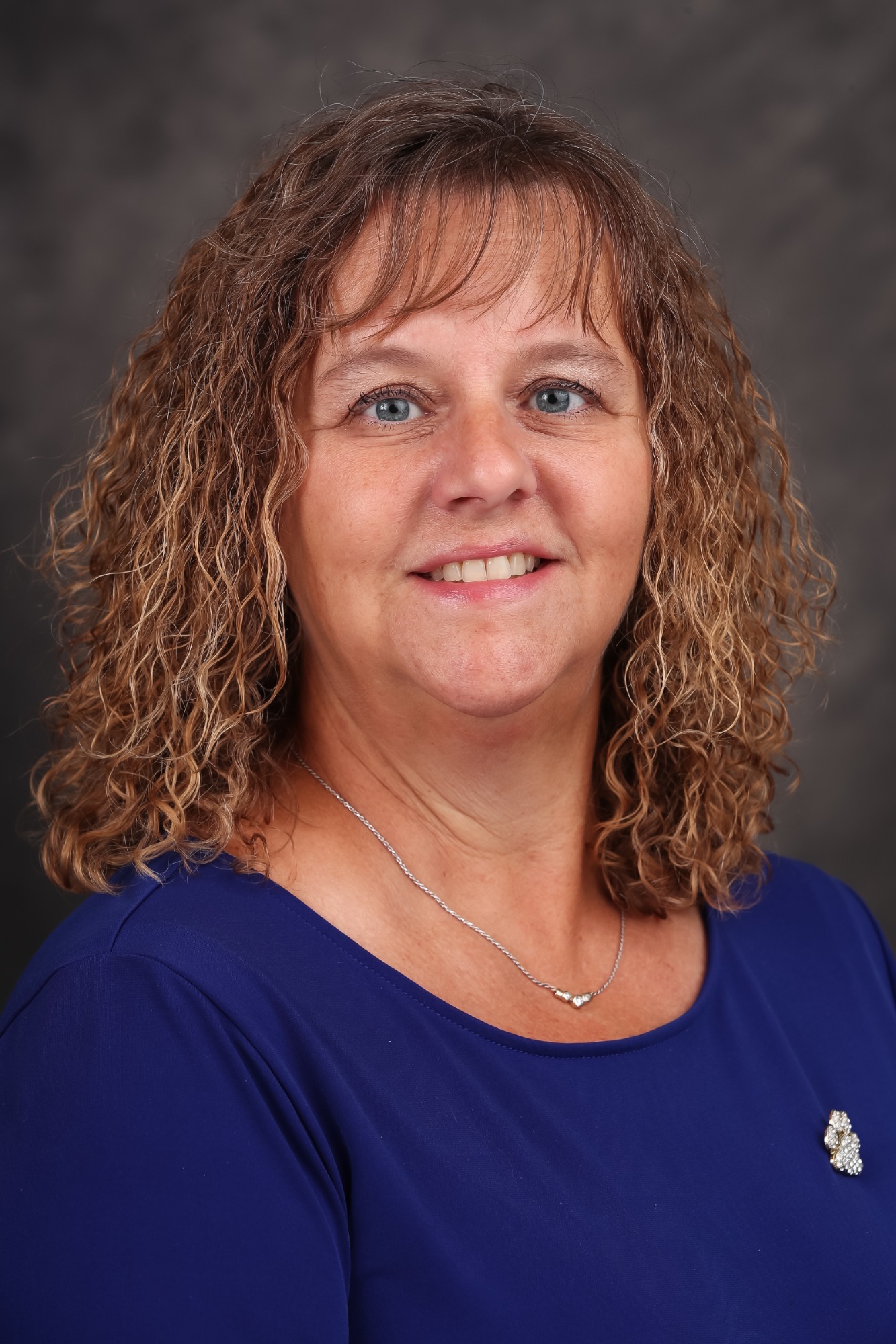 Dr. Jennifer Mewes
